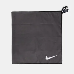 Nike ręcznik treningowy kolor czarny NESSD129