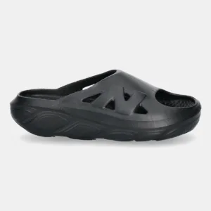 New Balance klapki RCVRY kolor czarny RCVRYSK1