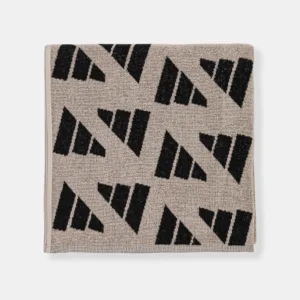 adidas Performance ręcznik 140 x 70 cm kolor beżowy JG5780