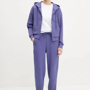 Puma bluza damska kolor fioletowy z kapturem gładka 685056